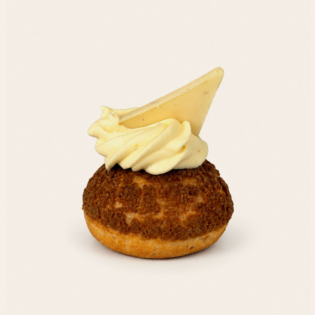 Vanilla Profiterole - Petite (12 pcs)