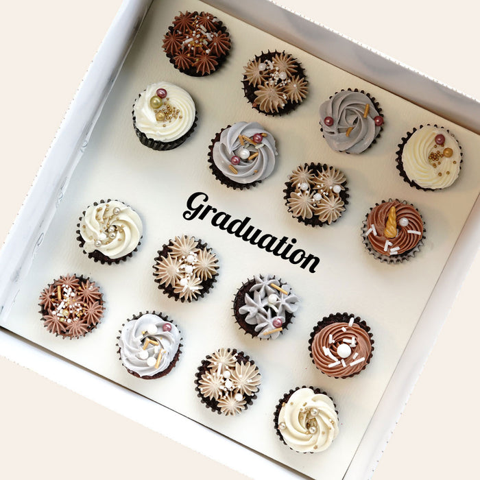 The Petite Cupcakes (16) — Graduation Edition