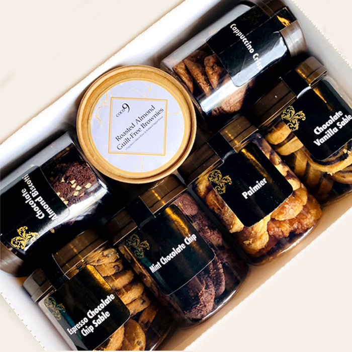 "Heritage" 6 Cookie Jars & Brownie