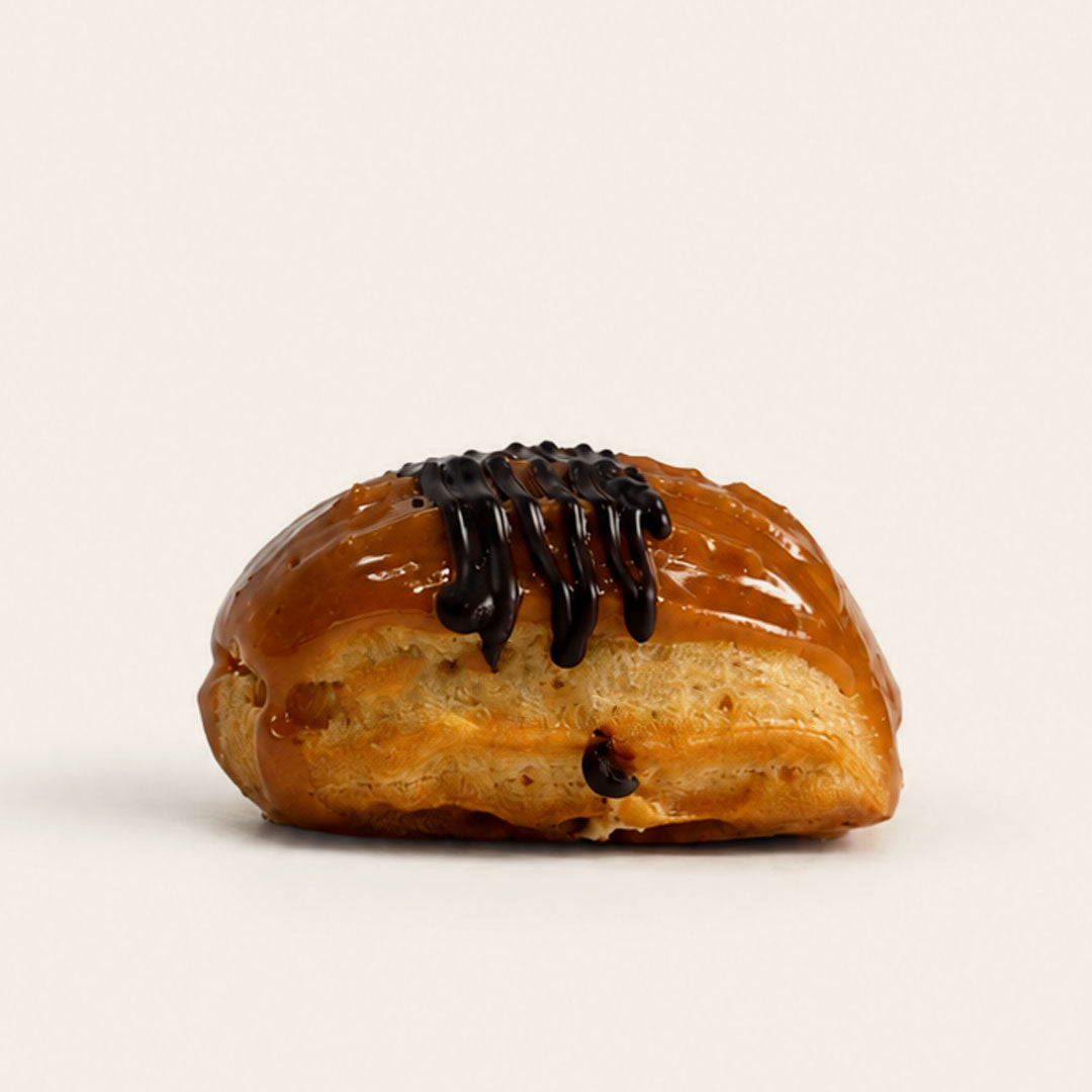 Caramel Éclair - Petite (12 pcs)