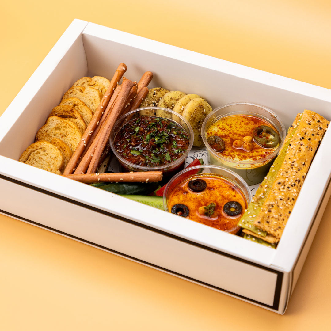 Deluxe Hummus Box