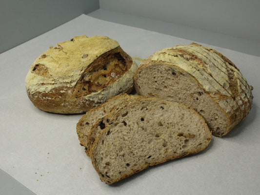 Pain au levain( country bread with raisin & walnut)